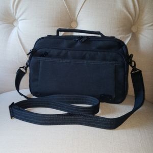 Lug Scoop heather indigo denim crossbody handbag